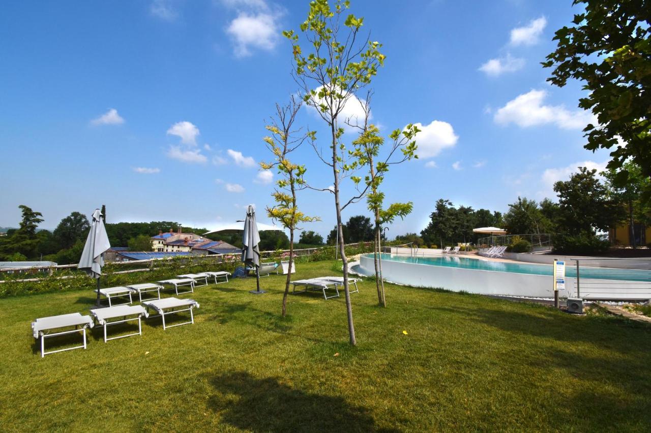Agriturismo B&B Corte Tonolli ヴァレッジョ・スル・ミンチョ エクステリア 写真