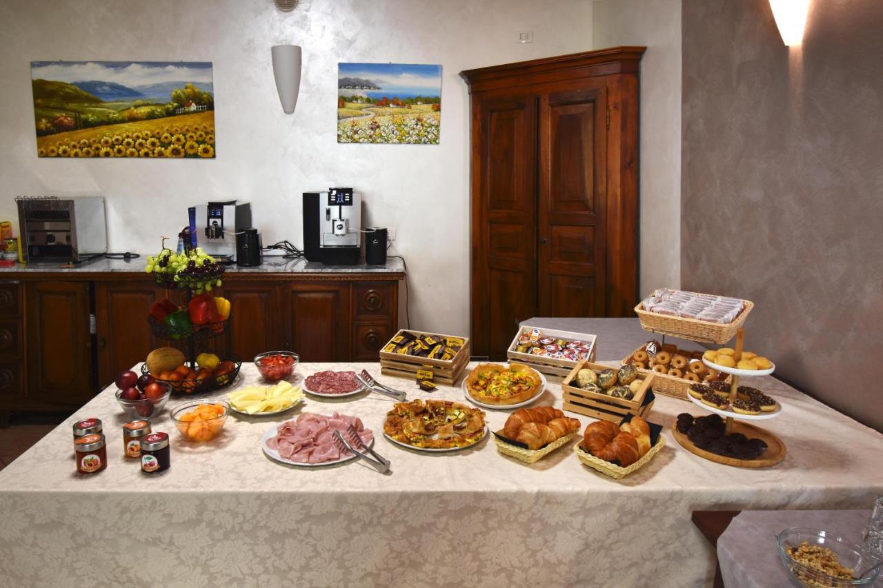 Agriturismo B&B Corte Tonolli ヴァレッジョ・スル・ミンチョ エクステリア 写真