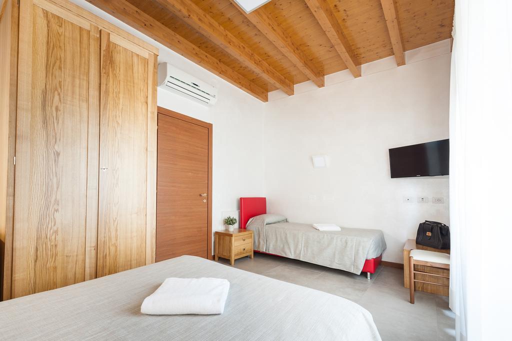 Agriturismo B&B Corte Tonolli ヴァレッジョ・スル・ミンチョ 部屋 写真