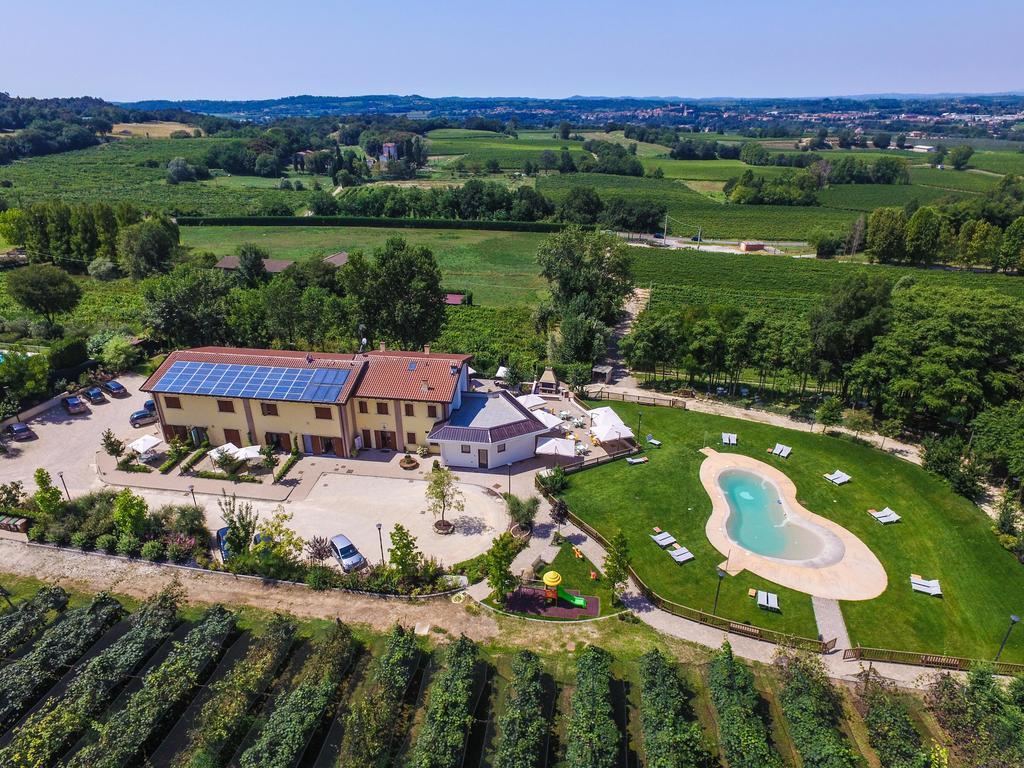 Agriturismo B&B Corte Tonolli ヴァレッジョ・スル・ミンチョ エクステリア 写真