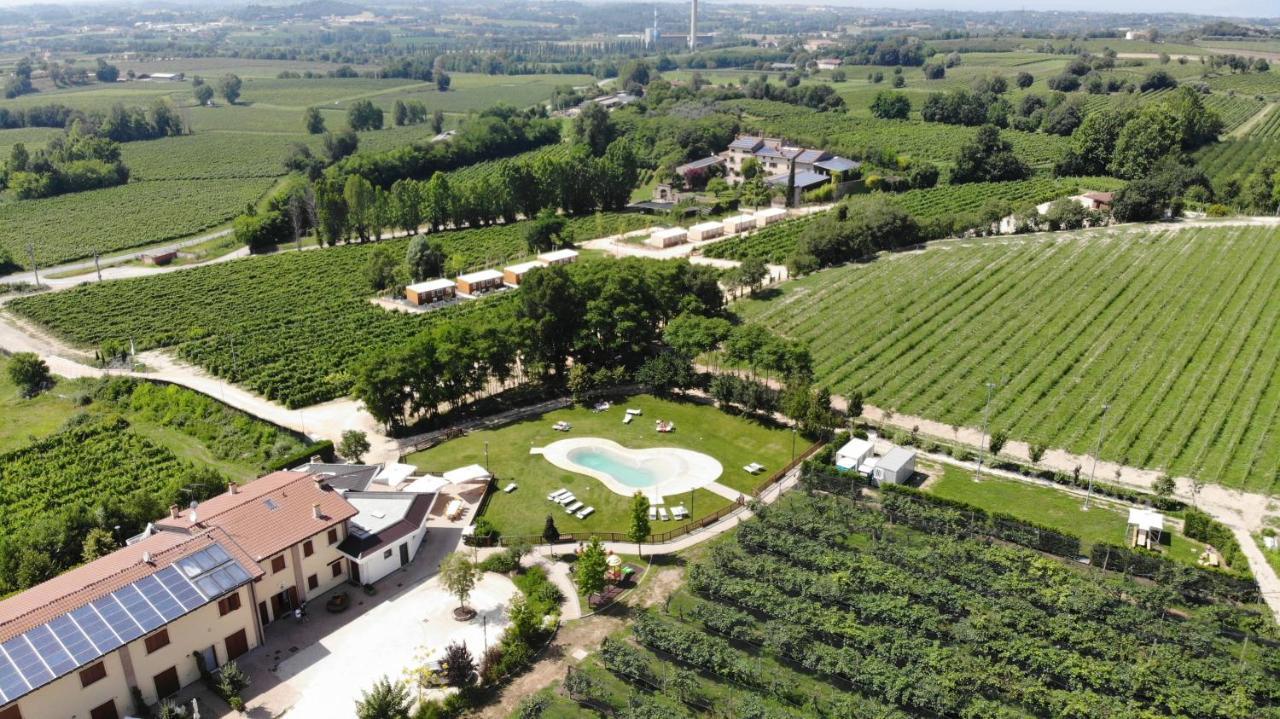 Agriturismo B&B Corte Tonolli ヴァレッジョ・スル・ミンチョ エクステリア 写真