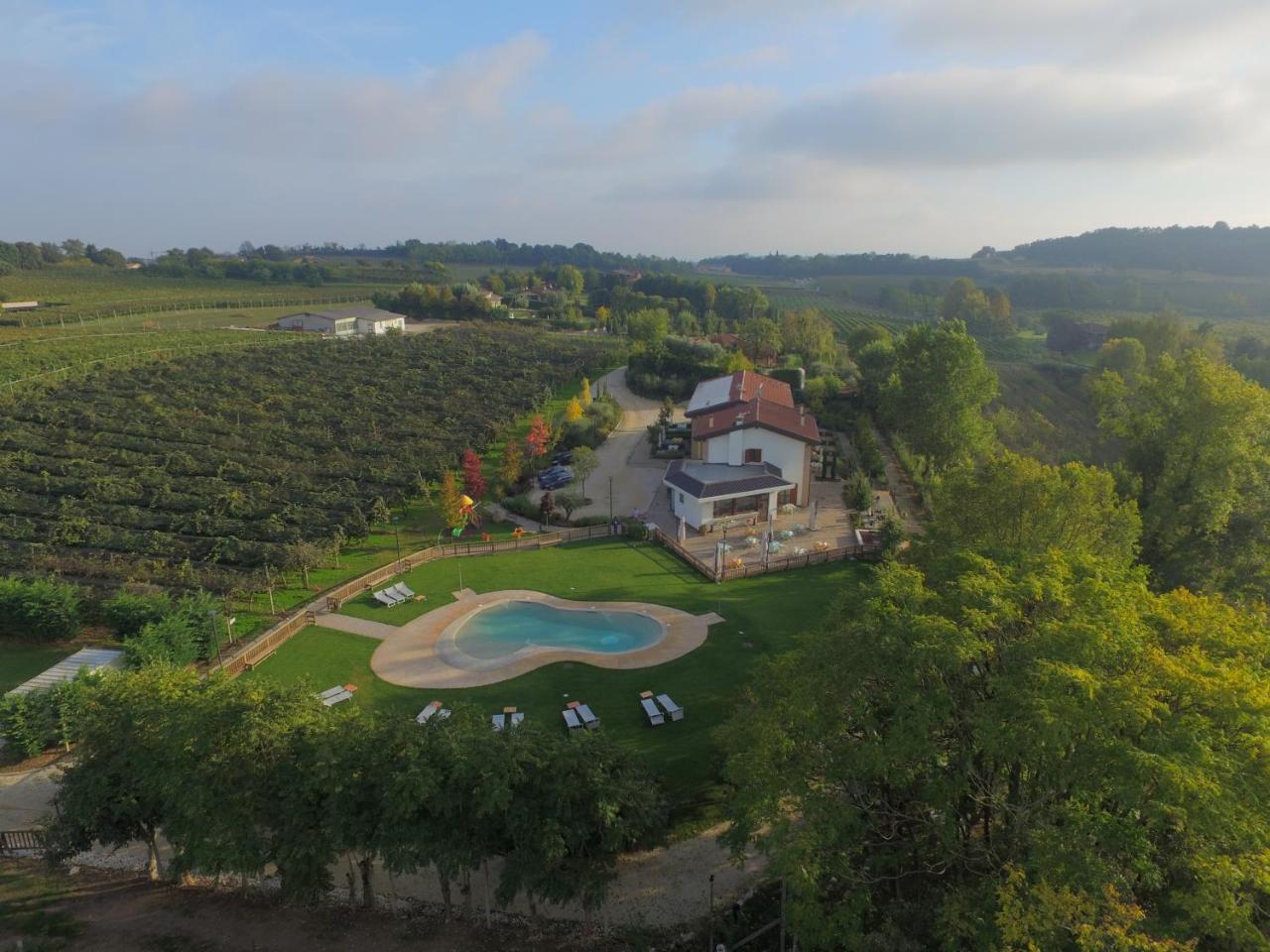 Agriturismo B&B Corte Tonolli ヴァレッジョ・スル・ミンチョ エクステリア 写真